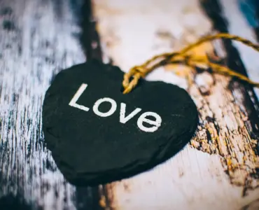 Etikette: Sådan melder du afbud til hjemmefesten uden drama