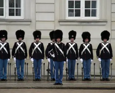 Hvor bliver Royal Copenhagen malet? - Oplev håndværket bag Danmarks ikoniske porcelæn