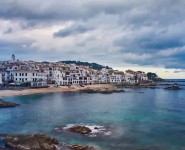 Hvordan holder man en budgetvenlig tapasaften?